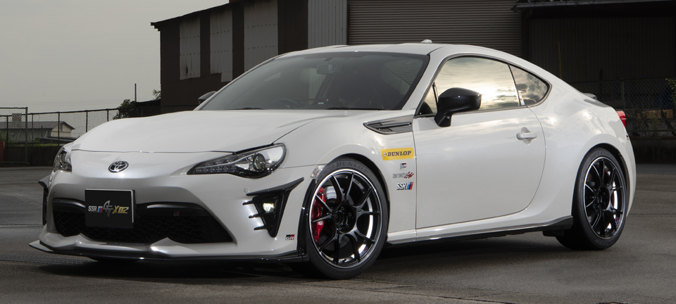 ホイールのトータルメーカー SSR｜純正にはできないホイールをカタチに