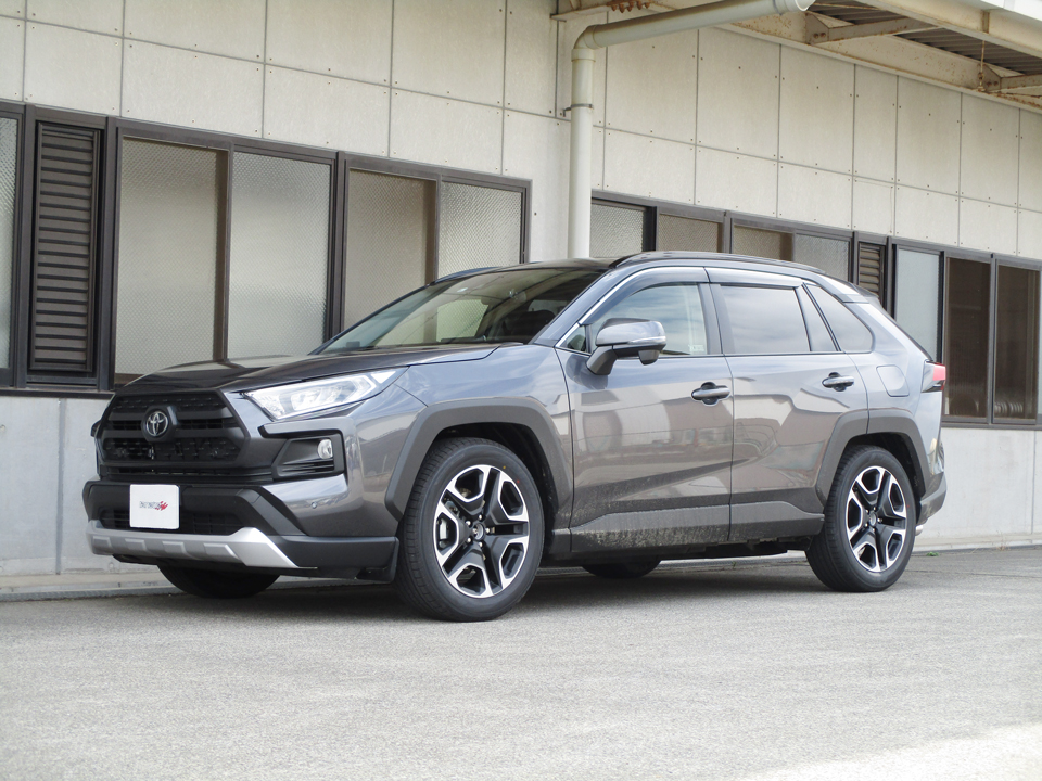 RAV4斜め3画像